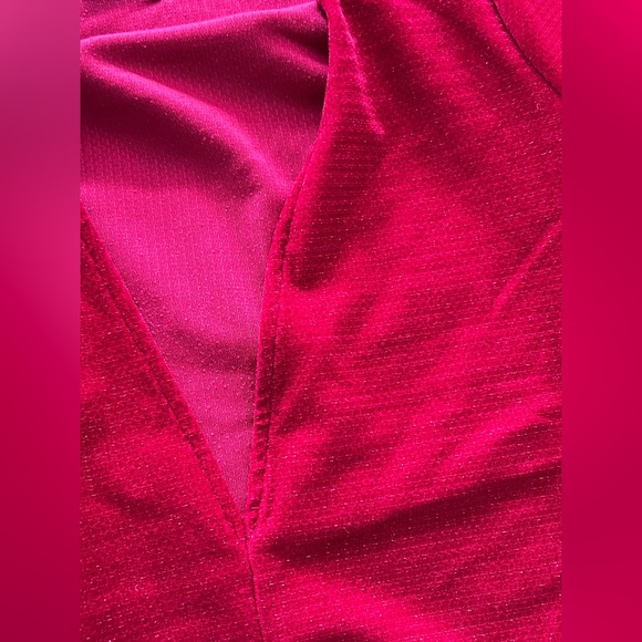 Urban Outfitters Red V Neck Top - Picture 6 of 8